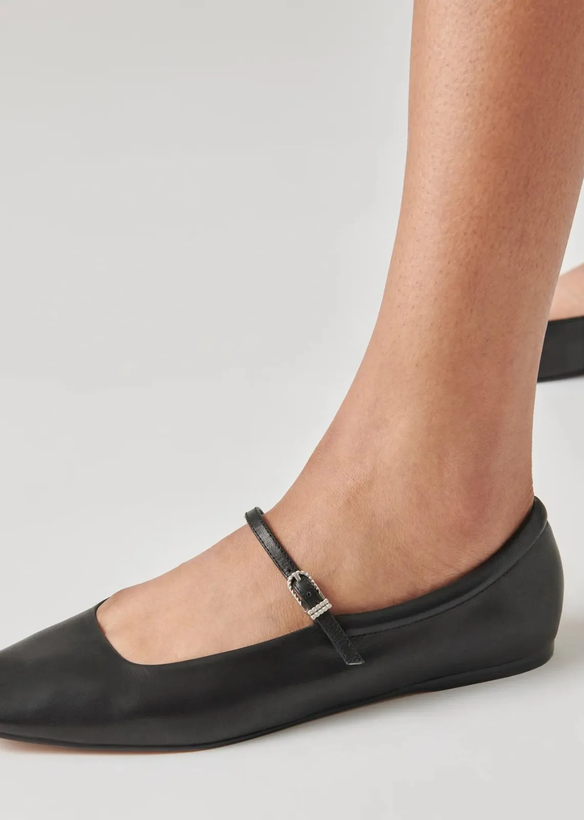 Dolce Vita Reyes Ballet Flat