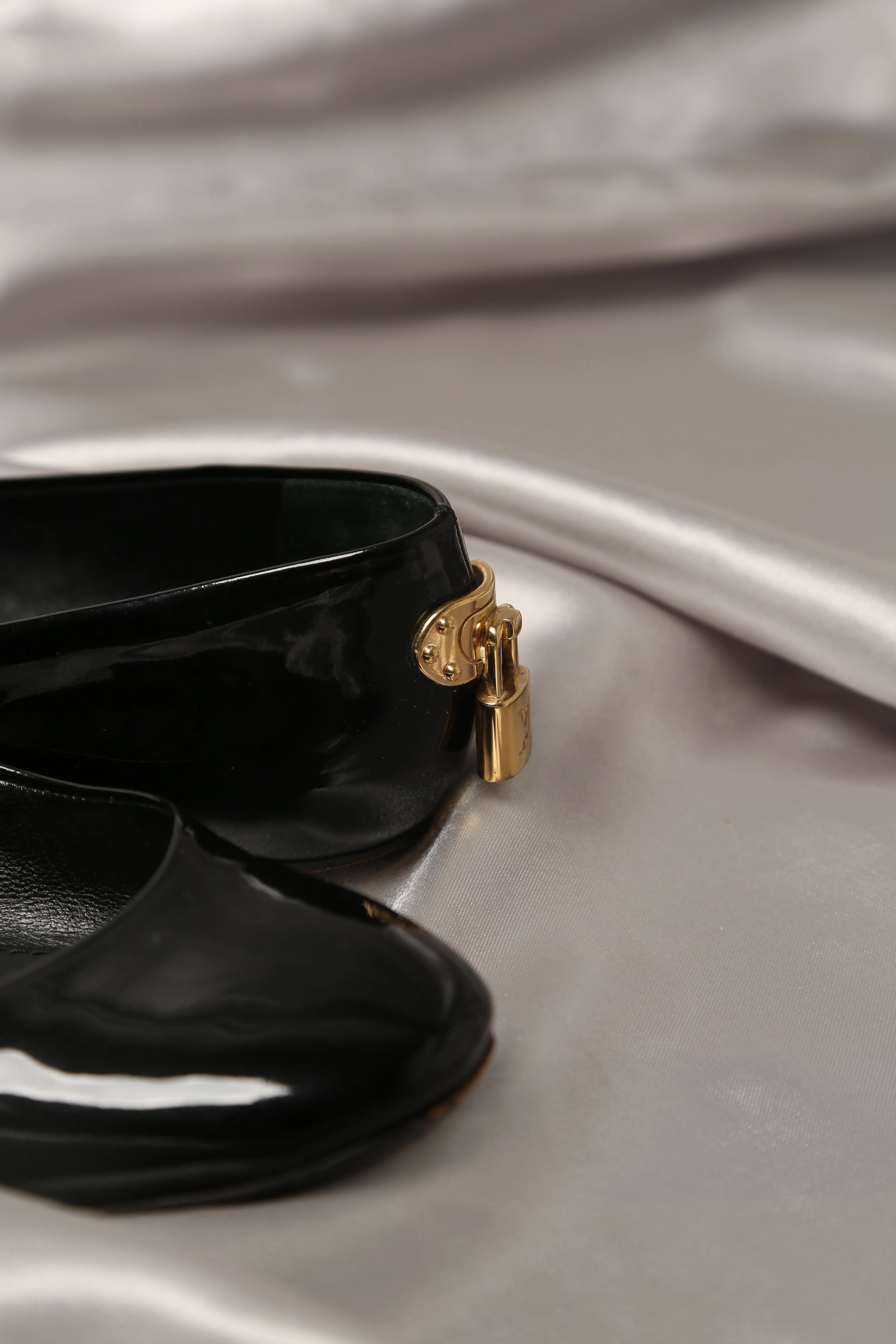 LOUIS VUITTON Patent Leather Ballet Flats